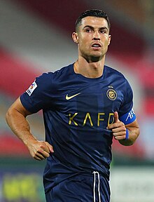 Cristiano_Ronaldo_playing_for_Al_Nassr_FC_against_Persepolis,_September_2023_(cropped)